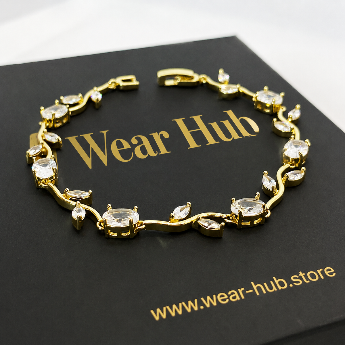 Luminous Design Gold Plated Crystal Stones Tulip Bracelet for Girls/Women